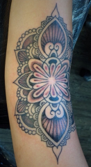 Buffy Ino Kua tattoo ornamental
