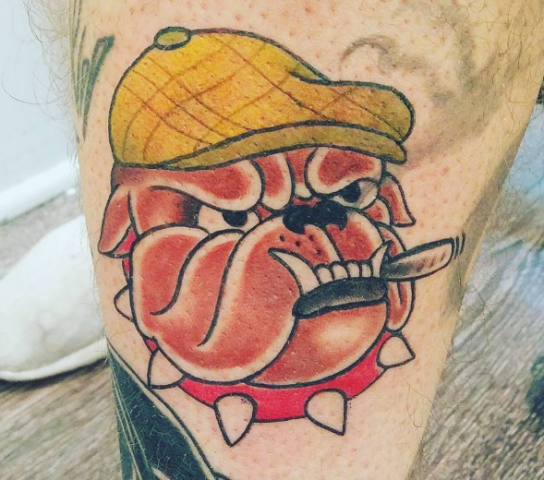 Jonas Willy tattoo bulldog