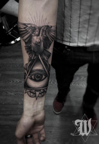 Phillip Wolves tattoo